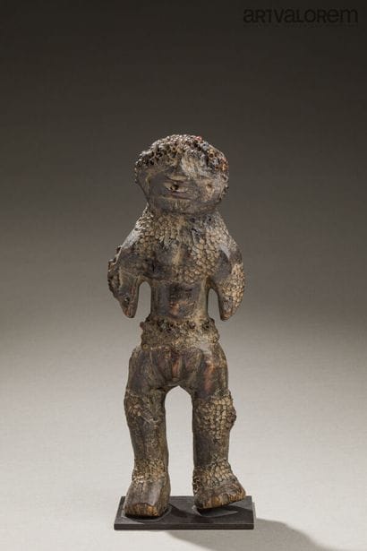VERE Nigeria
Importante et ancienne statue...