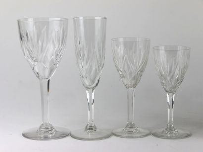 SAINT LOUIS
Partie de service de verres en...