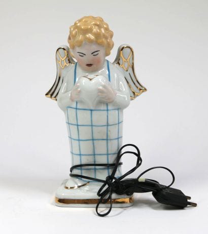 ROBJ - LIMOGES
Angelot au coeur
Veilleuse...