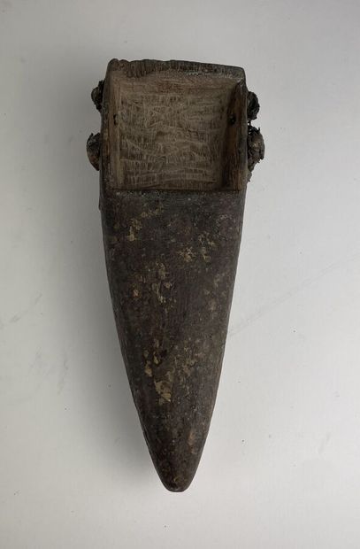 IJO Nigéria
Très ancien masque cimier représentant...