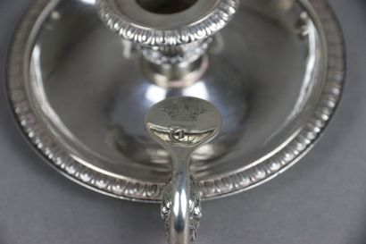 Bougeoir à main en argent 950°/°° à frise...