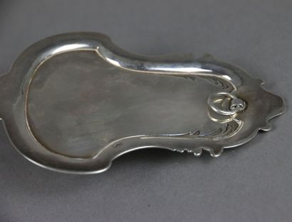 Bénitier d'applique en argent 950°/°° à décor...