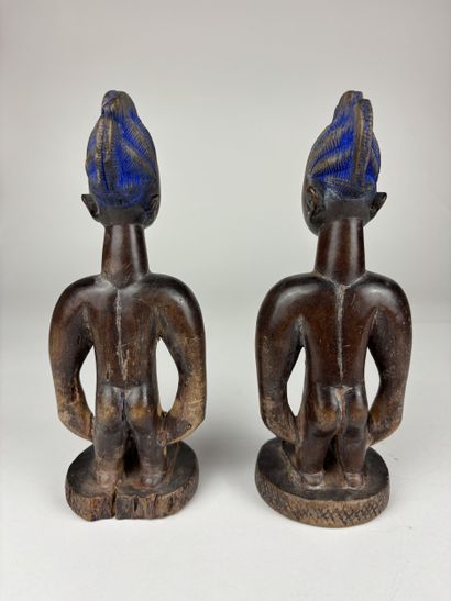 YORUBA Nigeria
Paire de statuettes ibedji...