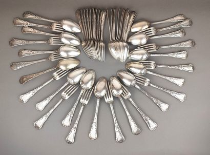 CHRISTOFLE
Ménagère en argent 925°/°° à décor...