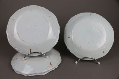 ROUEN XVIIIe siècle
Quatre assiettes en faïence...