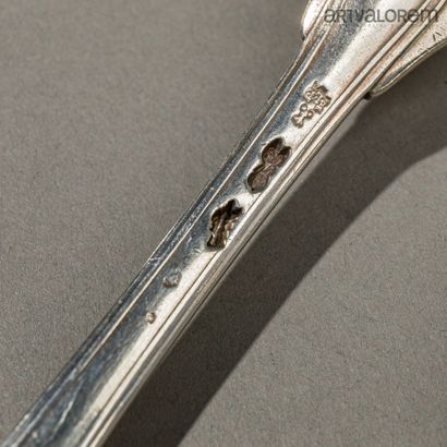 PARIS 1768-1774
Douze couverts en argent...