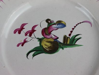 LES ISLETTES
Paire d'assiettes en faïence...