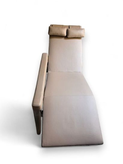 Antonio CITTERIO (born 1950) for HERMÈS PARIS.
Chaise...