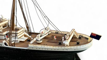 TITANIC
Transatlantic liner 