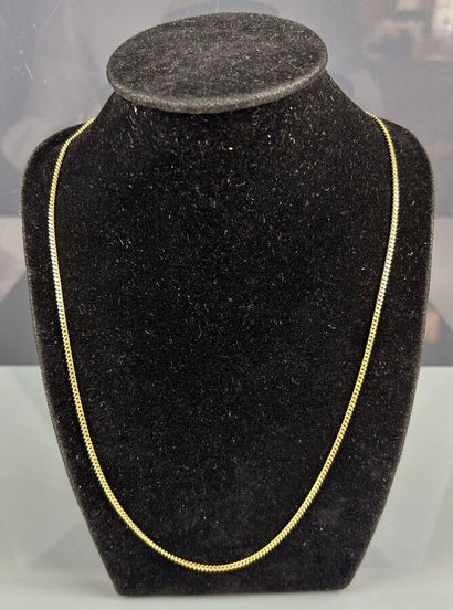 750°/°° yellow gold gourmette chain with...