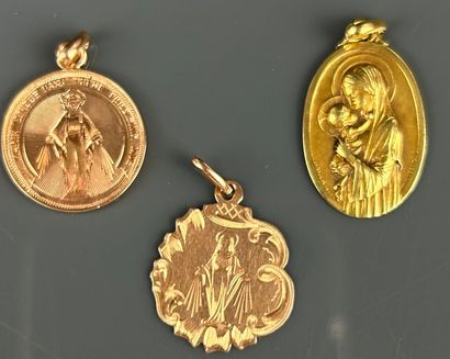 Three religious medals in 750°/°° yellow...
