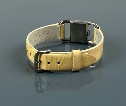 Stirrup bracelet watch in 750°/°° white gold...