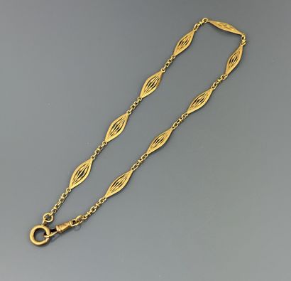 Yellow gold 750°/°° watch chain 
Length :...