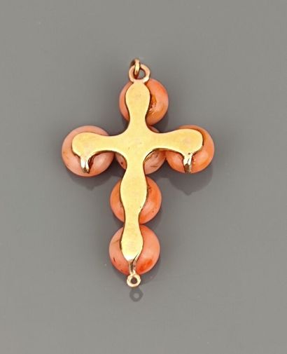 Cross in yellow gold 750°/°°, set with six...