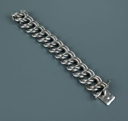 Silver bracelet 800°/°° double ring. 
Length:...