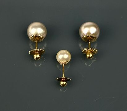 Pair of earrings in yellow gold 750°/°° with...