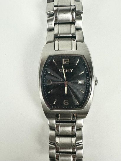 DKNY
Stainless steel wristwatch, black enamel...