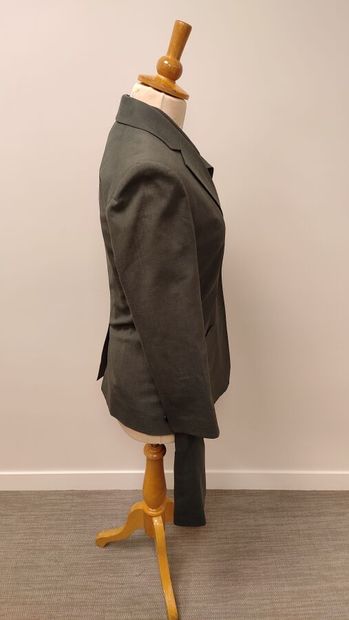 LOUIS VUITTON Uniforme
Ensemble en en laine...