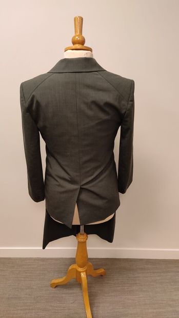 LOUIS VUITTON Uniforme
Ensemble en en laine...