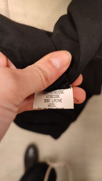 LOUIS VUITTON Uniforme
Ensemble en en laine...