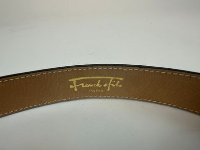 Lot de deux ceintures en cuir bleu marine...