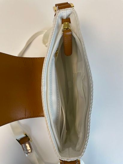 MAC DOUGLAS
Sac à main en tissu blanc et...