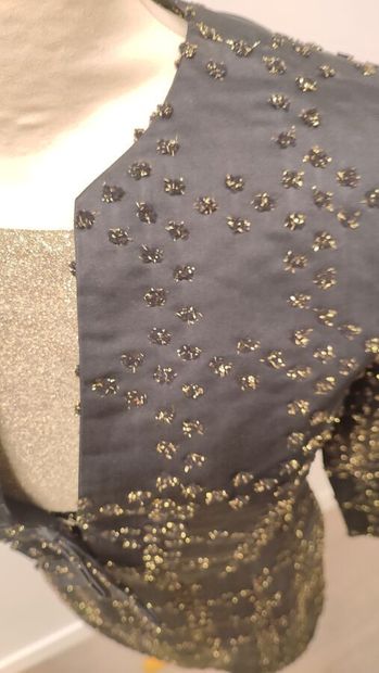MIKI - KANEBO Ginza Tokyo
Miki
Tailleur jupe...