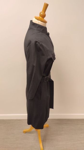 LOUIS VUITTON Uniforme
Ensemble en en laine...
