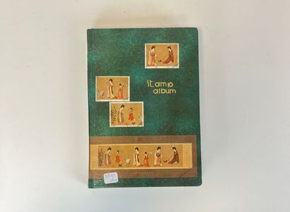 Ensemble de 4 albums de timbres : pays et...