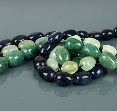 Deux rangs de perles de cristal de roche.
Longueur:...