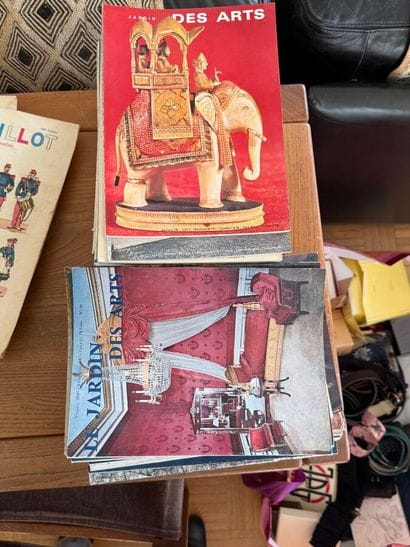 6 revues du Crapouillot, (ex 25, 27, 28,32,33,35)...