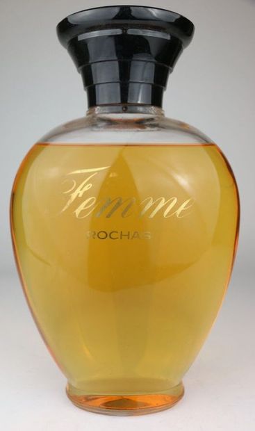MANNETTE FLACONS DE PARFUM
Important lot...