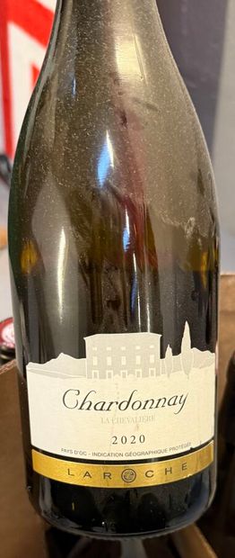 Ensemble de 43 bouteilles de Chardonnay comprenant...