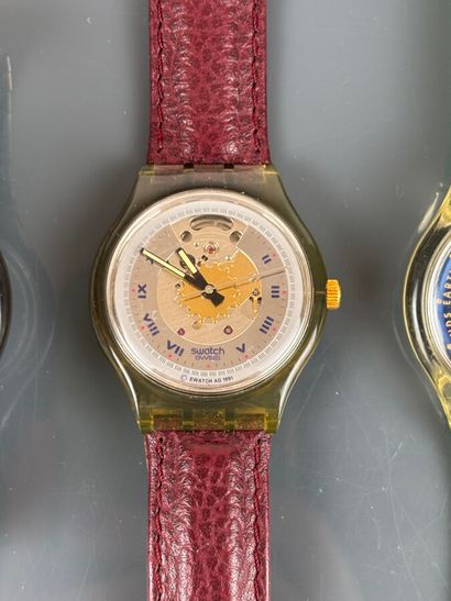 SWATCH
Trois montres bracelets modèles Rubin...