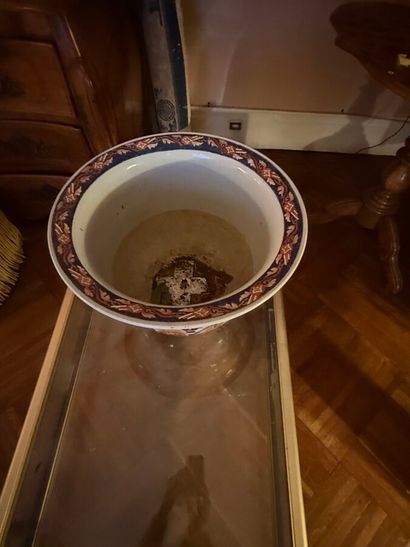 JAPON
Cache pot Imari en porcelaine émaillée...