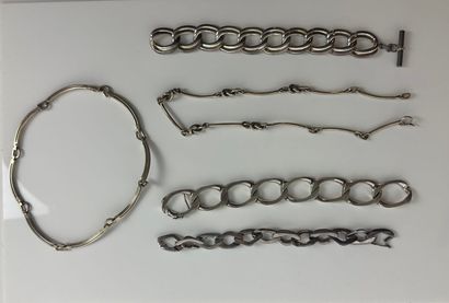 GUIOT DE BOURG
Bracelet moderniste à mailles...