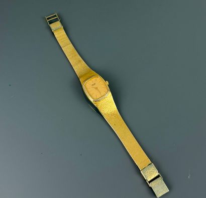 Lot de trois montres bracelets comprenant...