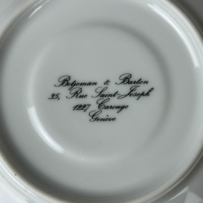 BETJEMAN & BARTON GENEVE
Huit tasses et leurs...