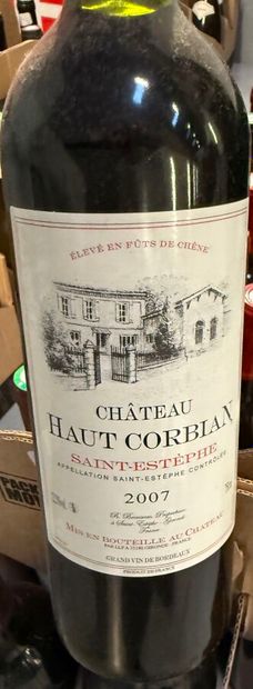 Ensemble de 42 bouteilles de vins rouges...