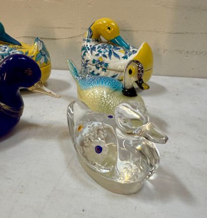 MANNETTE CANARDS
Lot comprenant :
- une collection...