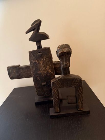 MALI
Deux serrures en bois sculpté et
COTE...