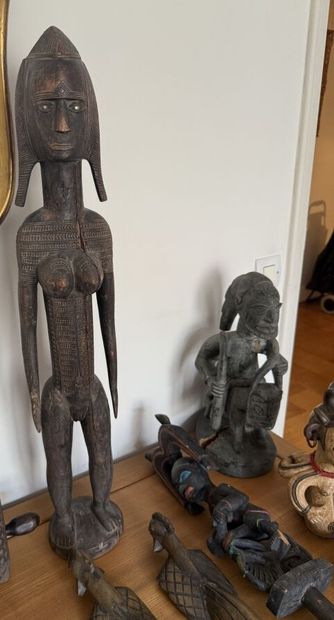 GABON - COTE DIVOIRE 
Cinq statuettes en...