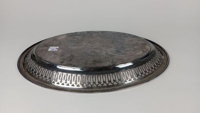 Coupe circulaire sur piédouche en métal argenté...
