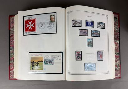 FRANCE 
2 Albums de Timbres-Poste, Edition...