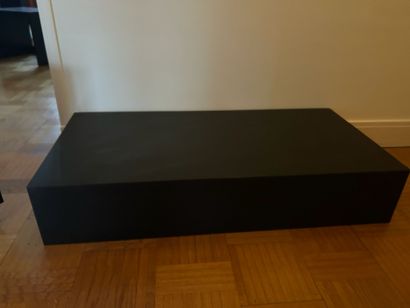 Modern work,
Set including : 
- Podium in...