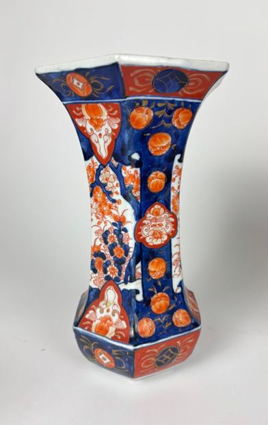 JAPON ou SAMSON
Deux assiettes, deux vases...