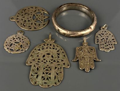 MOYEN ORIENT
Lot en argent 800°/°° comprenant...