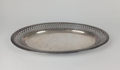 Coupe circulaire sur piédouche en métal argenté...