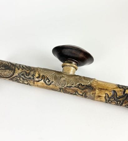 ASIE DU SUD EST, XXe siècle. 
Deux objets...