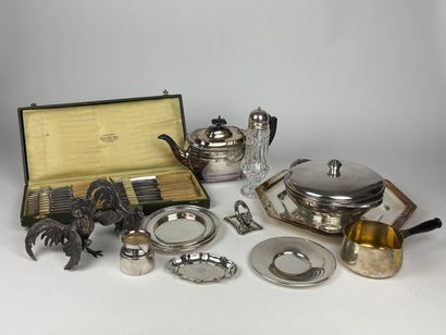 MANNETTE METAL ARGENTE 
Lot de pièces en...